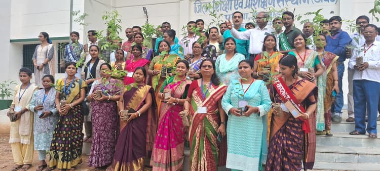 विद्यालयों में बच्चों के बीच इन्वेंशन व इनोवेशन को दें बढ़ावा