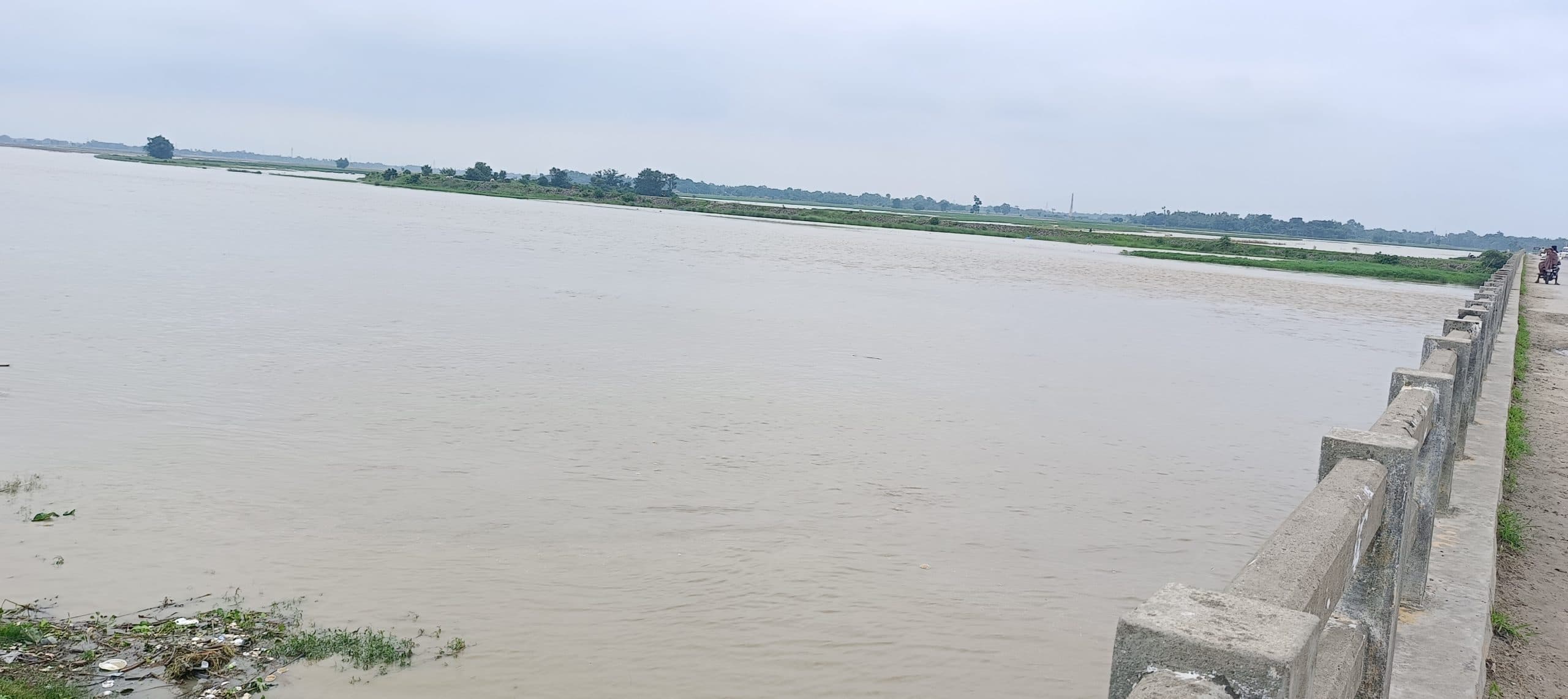 कनकई व महानंदा का जलस्तर बढ़ने से गहराया कटाव का संकट