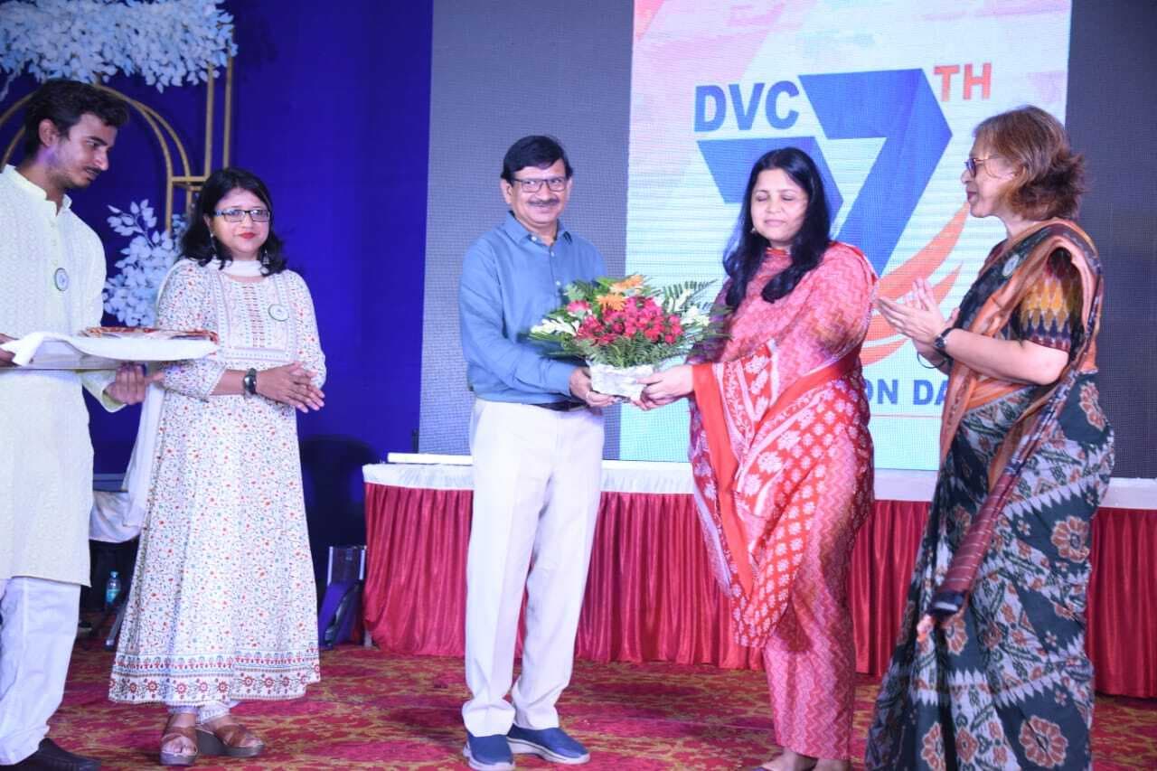 विकास में डीवीसी सीएसआर का अहम योगदान : डीसी