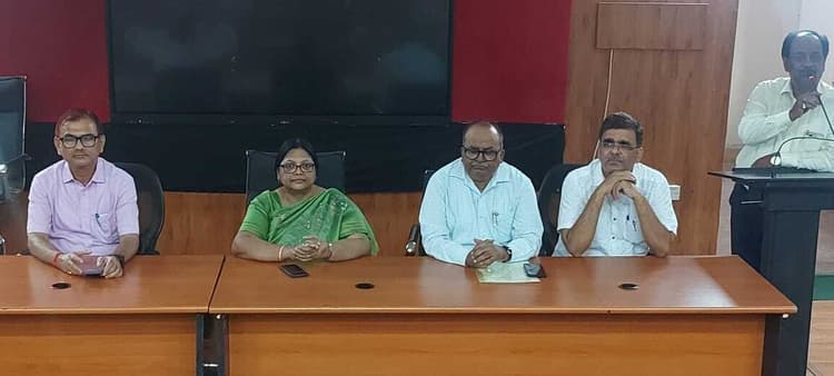 प्रो रमेश शरण के दिखाये मार्ग पर चलने की जरूरत : कुलपति