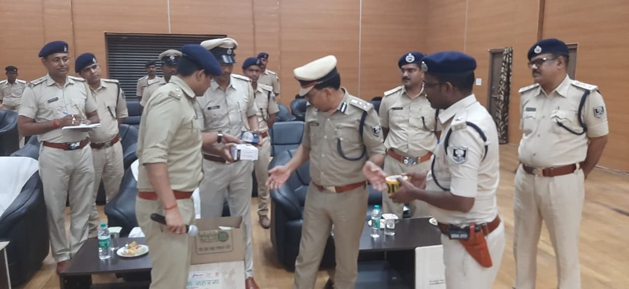 क्राइम मीटिंग में पर्व को लेकर डीआइजी ने दिया विशेष दिशा निर्देश