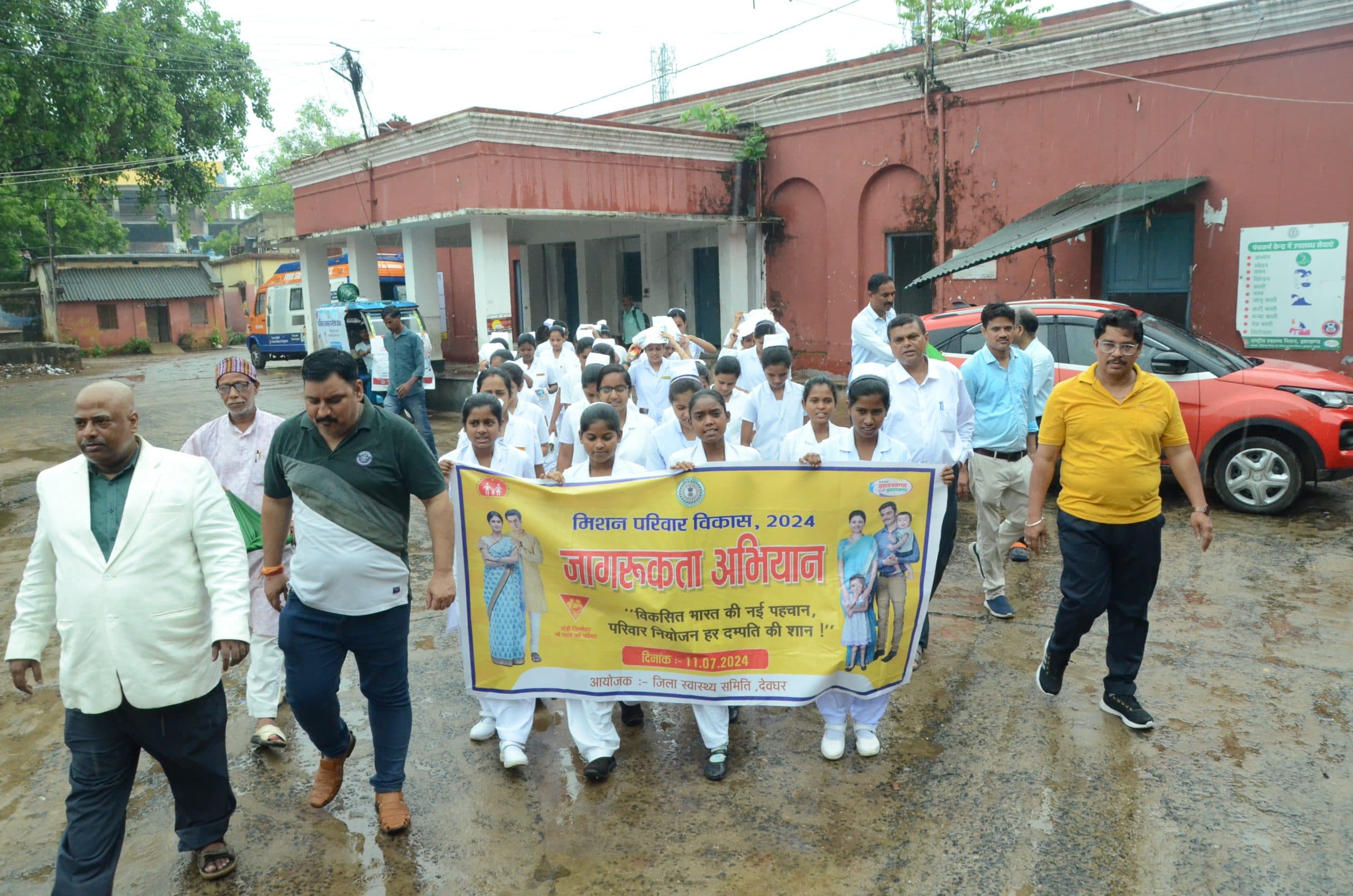 प्रभात फेरी के नाम पर खानापूर्ति, चार कदम चलकर खत्म हो गयी रैली