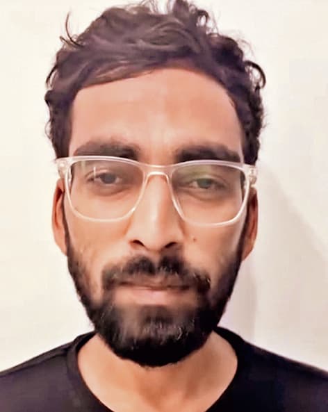 मजदूर की हत्या में सीवान के फरार कुख्यात फरहान अली ने अलीगढ़ में किया सरेंडर