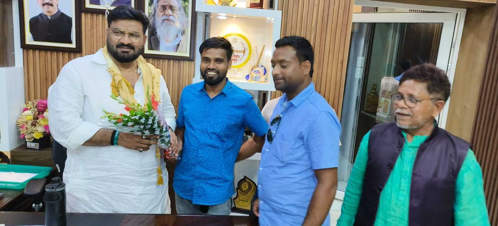 झामुमो ने मंत्री से की मदरसों को हाईटेक बनाने की मांग