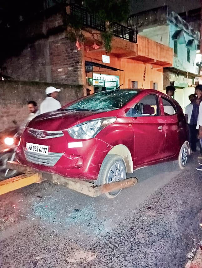 crime news : रील बनाने के दौरान ओटीसी ग्राउंड में खेल रहे दो बच्चों पर चढ़ा दी कार