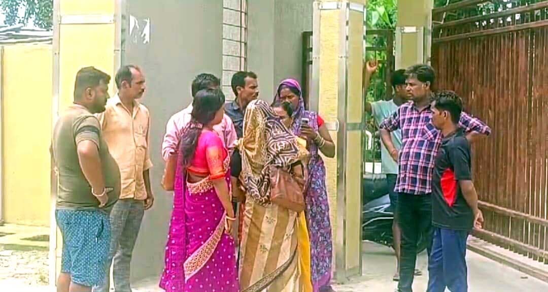 संपत्ति के लालच में बड़े बेटे ने हथौड़े मारकर कर दी मां की हत्या