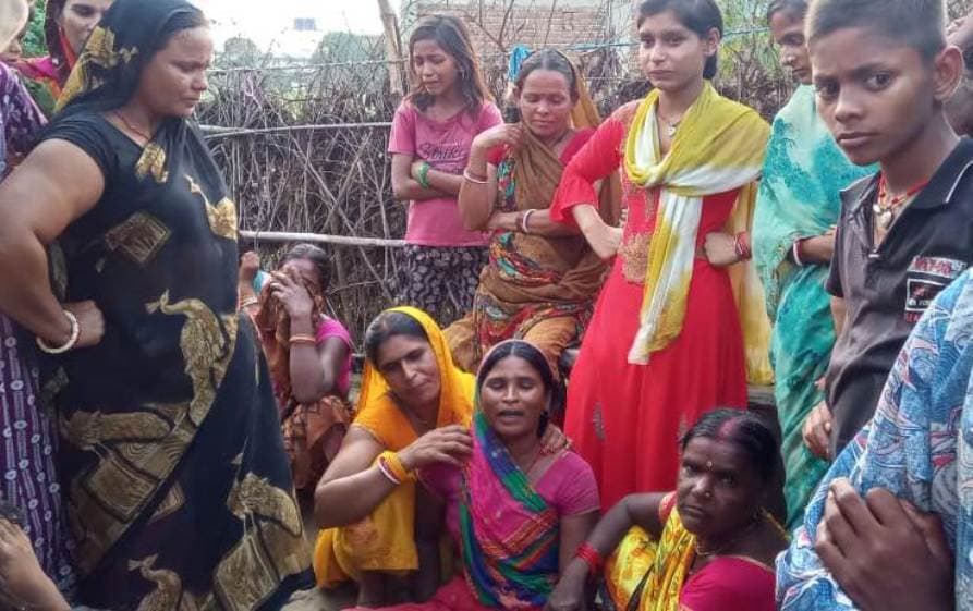 वज्रपात से दो युवकों की मौत, एक घायल