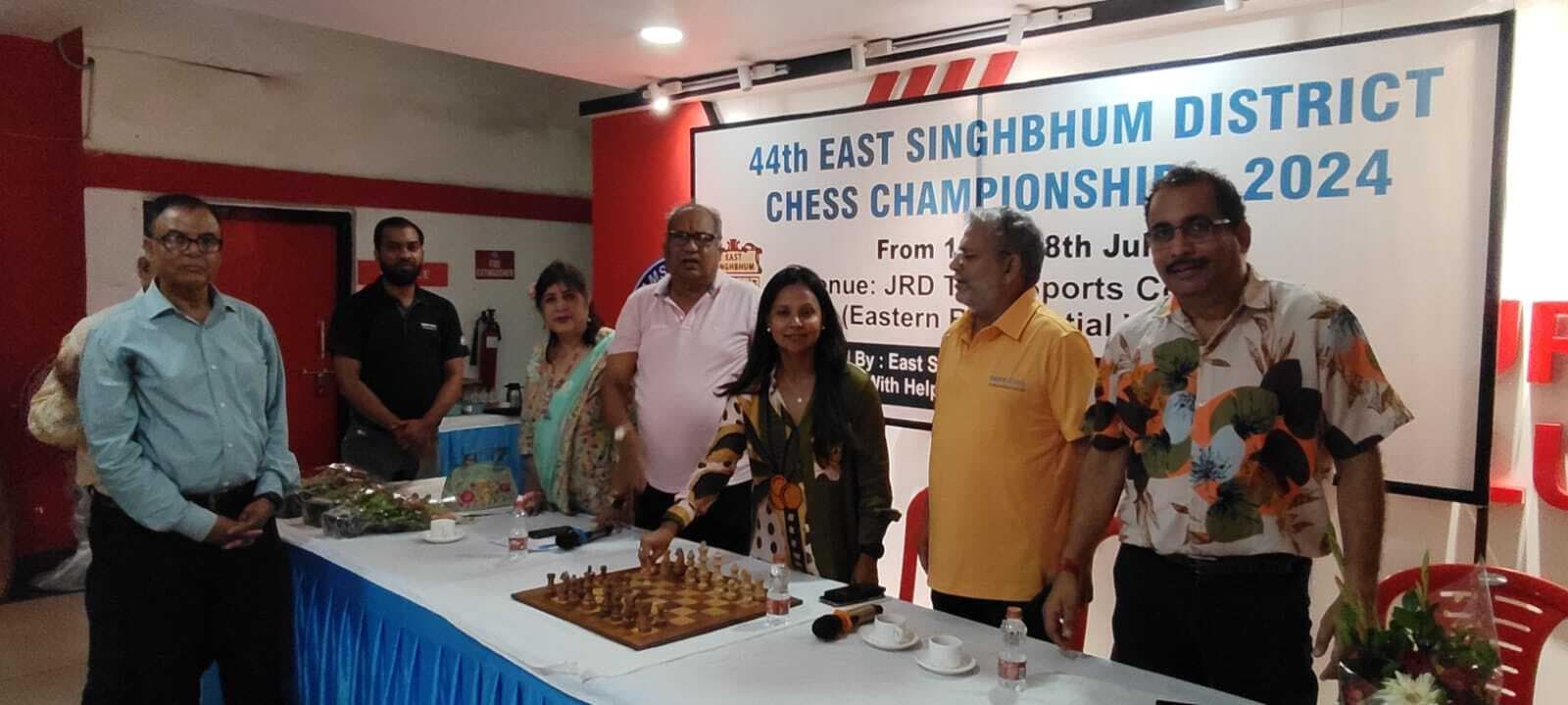 अधिराज सहित सात खिलाड़ी संयुक्त पहले स्थान पर