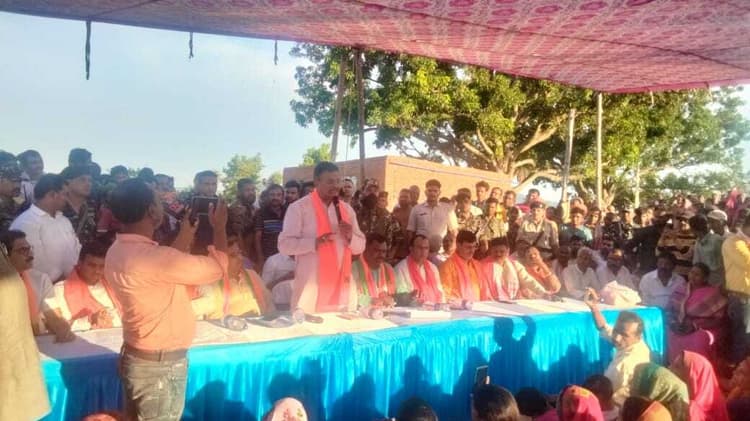 झारखंड में पहली बार पर्व के नाम पर बवाल : अमर बाउरी