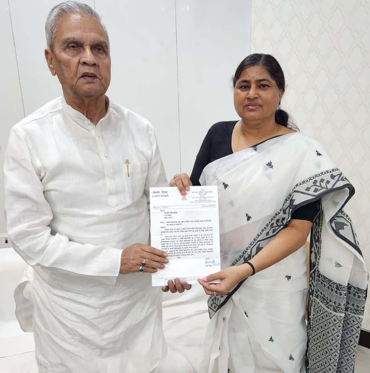 घोर बिजली कटौती पर ऊर्जा मंत्री से मिलीं लेशी