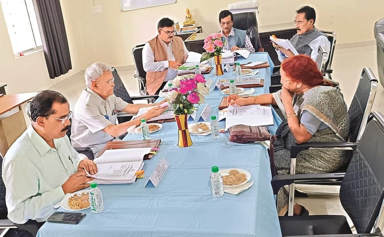 Ranchi News : 73 पदों पर नियमित नियुक्ति के लिए आरक्षण रोस्टर को मंजूरी