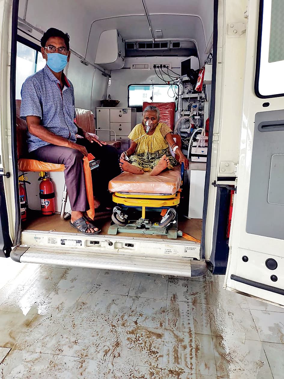 सोनपुर बाजारी क्षेत्र में एंबुलेंस की कमी से सहायक प्रबंधक की मौत का आरोप