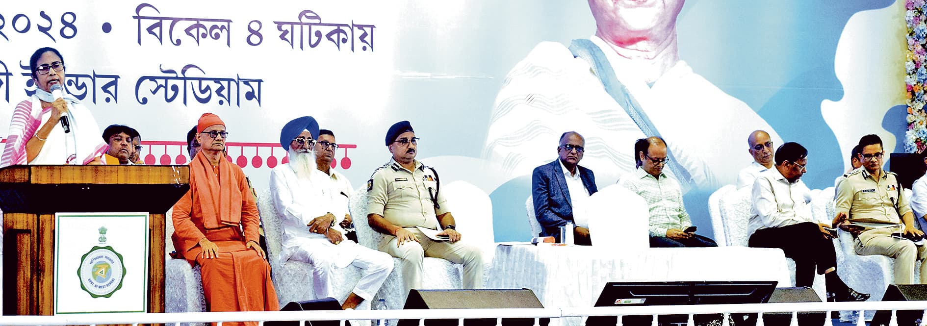 थाने को अपनी थीम के बारे में सूचित करें पूजा कमेटियां : ममता