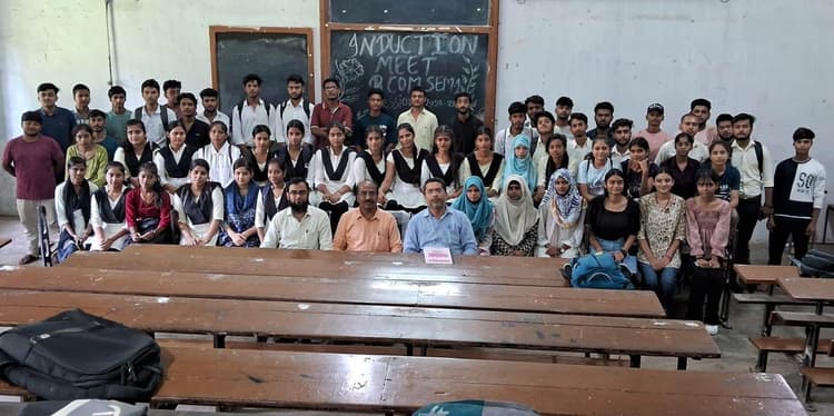आरडी एंड डीजे कॉलेज के विभिन्न विभागों में आयोजित किया गया इंडक्शन मीट