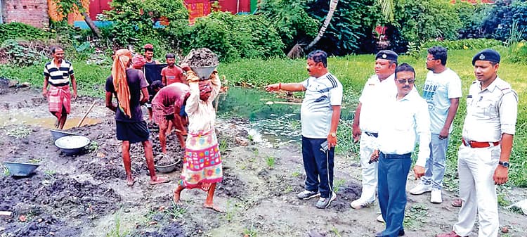पाटे गये तालाब की फिर से हुई खुदाई