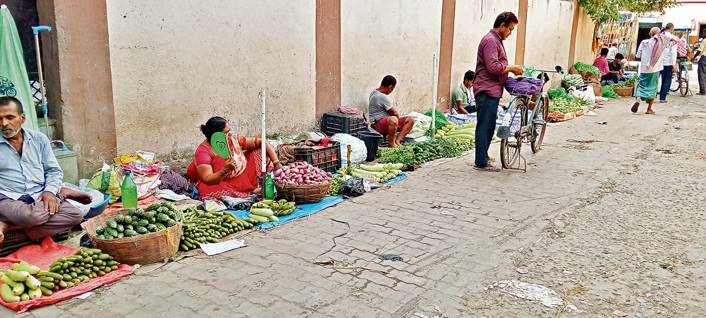 बजट में आयी हरी सब्जियां, थालियों में बढ़ा स्वाद