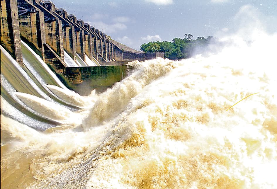 दामोदर से पानी छोड़े जाने से कांकसा के किसान भी हुए खुश