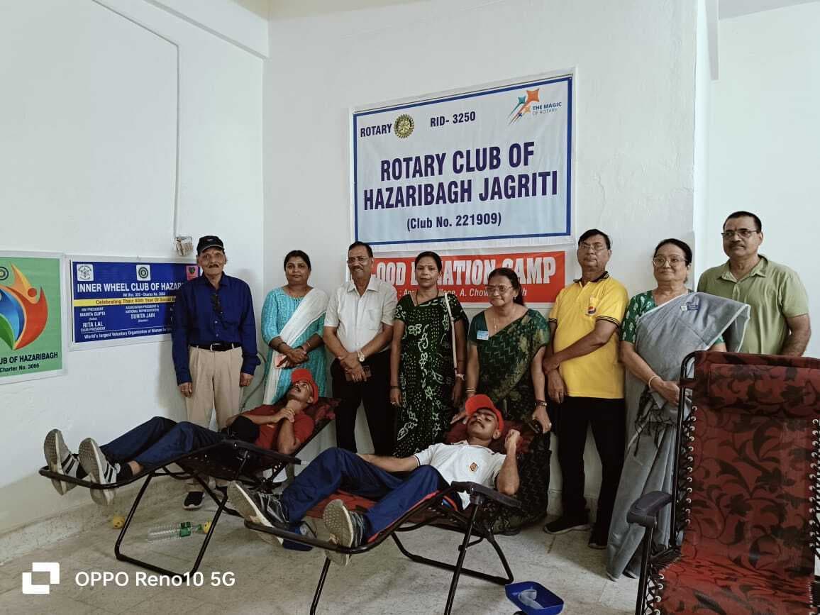 रोटरी क्लब जागृति ने लगाया रक्तदान शिविर