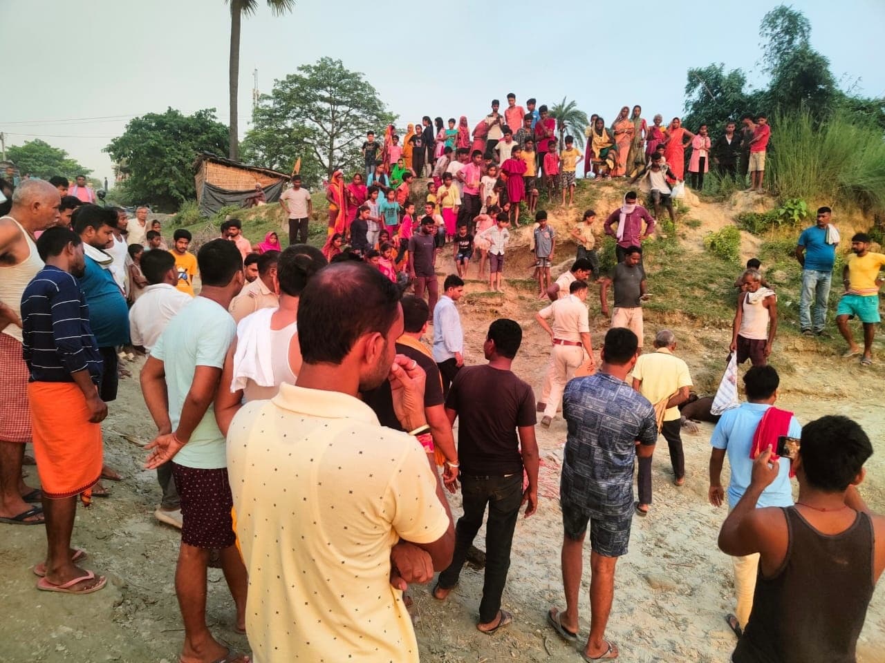 अपहरण कर युवक की हत्या, शव नदी में फेंका