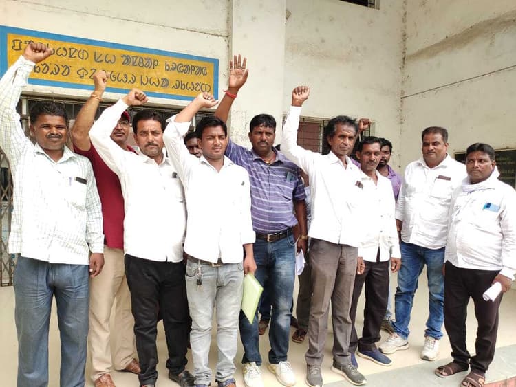 पंचायत समिति सदस्यों ने अबुआ आवास लाभुकों के चयन में गड़बड़ी का उठाया मुद्दा, किया विरोध