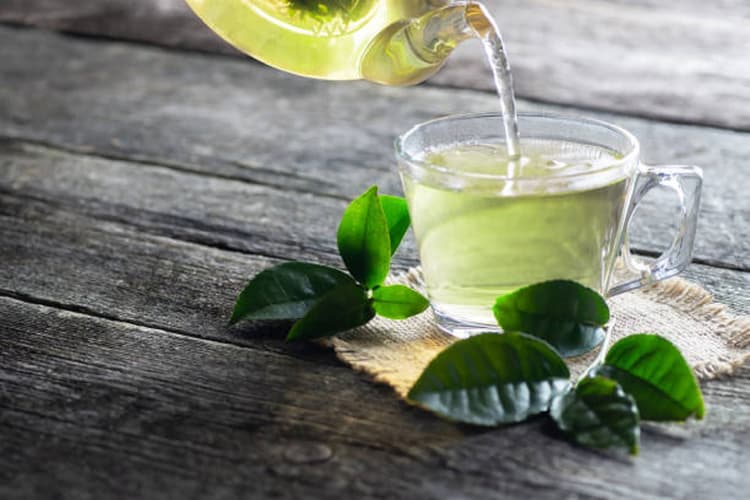 Green tea benefits: ग्रीन टी से मोटापा करें नियंत्रित