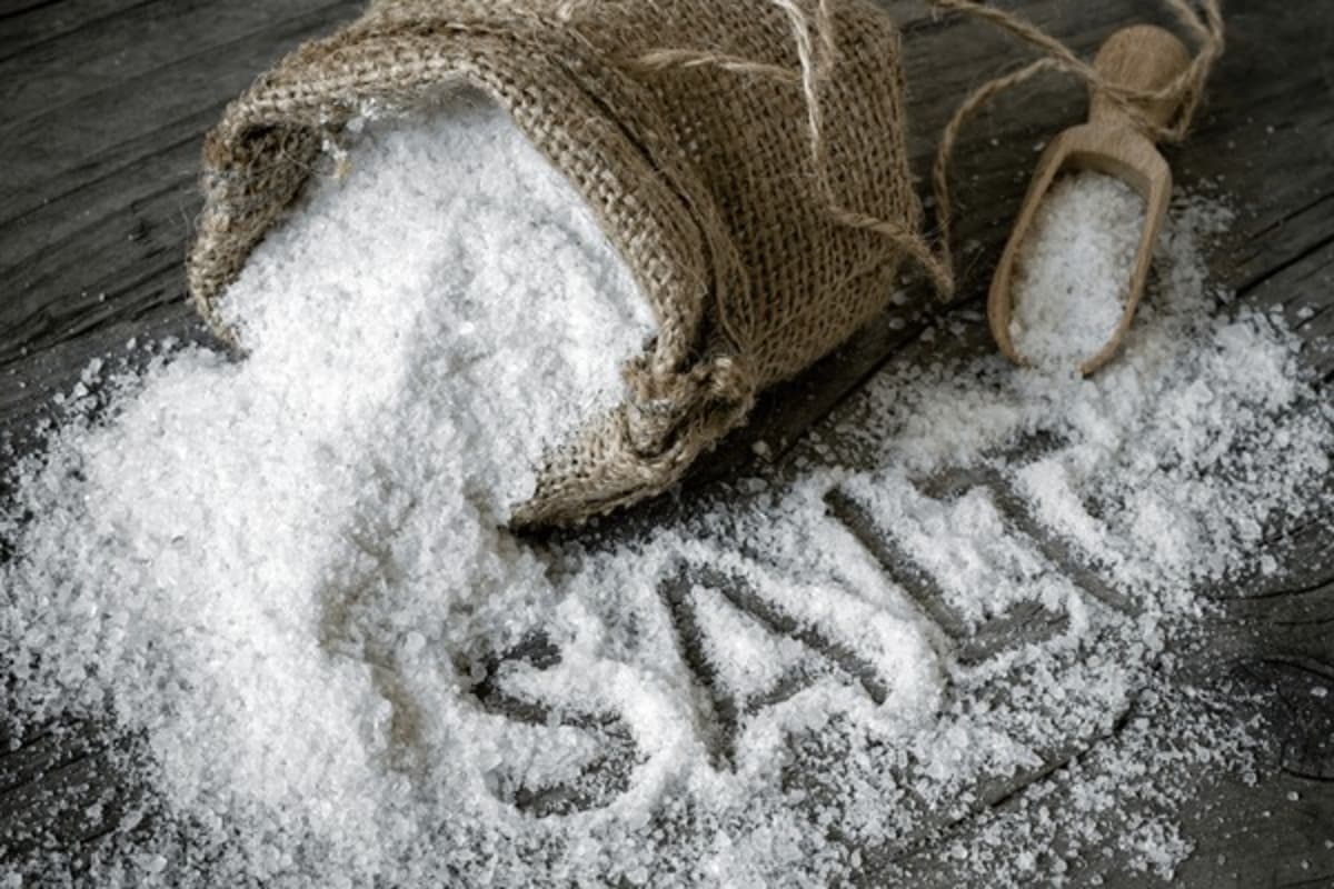 Side Effects of Salt : ज्यादा नमक का सेवन करना पड़ सकता है सेहत पर भारी. जानिए कारण?