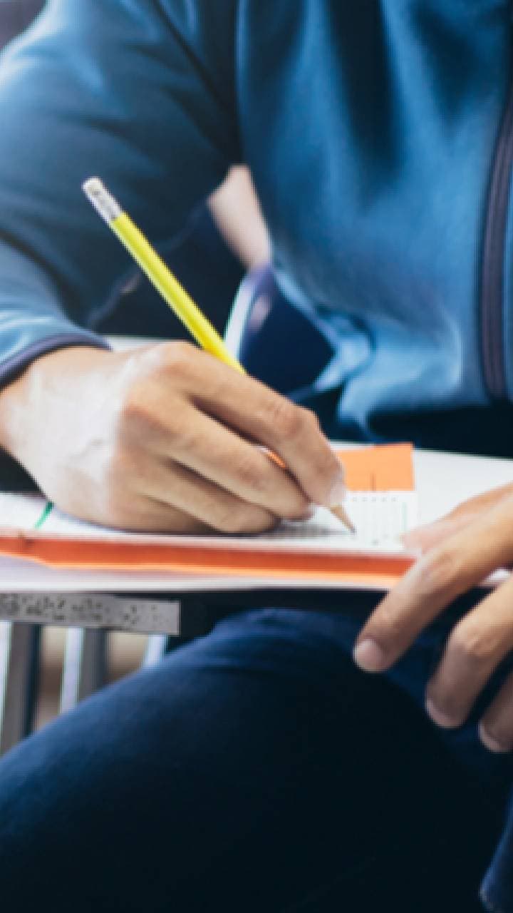 Bettiah News : स्वच्छ, निष्पक्ष एवं कदाचारमुक्त संपन्न करायी जायेगी सिपाही भर्ती परीक्षा : डीएम