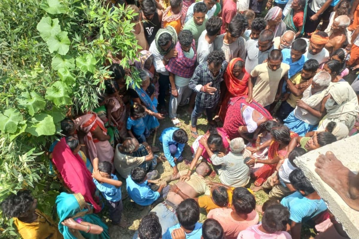 Bihar Crime News: गया के परैया में युवक की निर्मम हत्या, परिजनों में अफरा तफरी का माहौल Bihar Crime News: गया के परैया में युवक की निर्मम हत्या, परिजनों में अफरा तफरी का माहौल