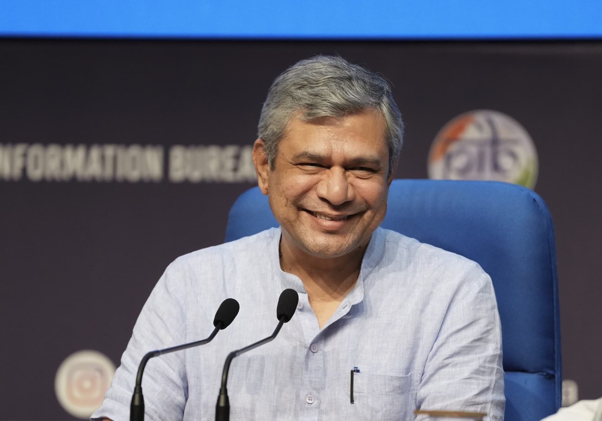Indian Railways: अश्विनी वैष्णव ने कहा- रेलवे और रक्षा के मुद्दे पर राजनीति नहीं होनी चाहिए