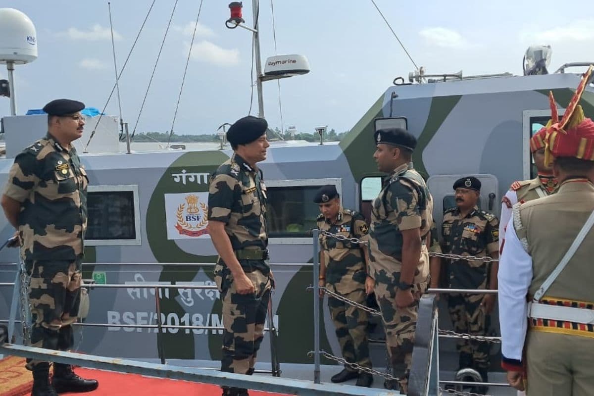 West Bengal : बीएसएफ के महानिदेशक ने लिया जायजा, बांग्लादेश से जुड़ी जल व थल सीमाएं कितनी हैं सुरक्षित
