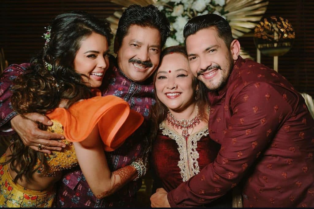 Udit narayan with family