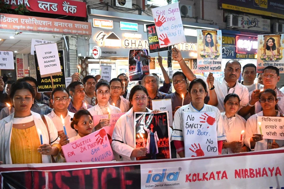 Kolkata Rape Murder Case: चिकित्सकों ने किया कार्य बहिष्कार, मरीज हुये परेशान