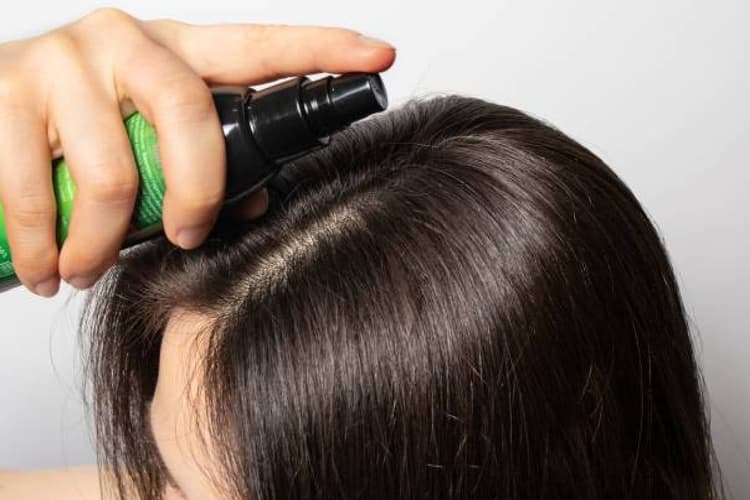Tips for Hair Oiling: आयुर्वेद के अनुसार ऐसे लगाएं बालों में तेल, हर कोई पूछेगा राज