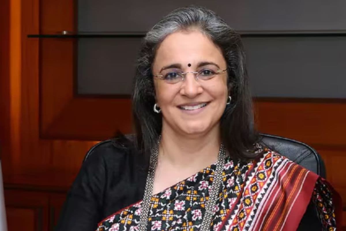 Hindenburg Research: US कंपनी के आरोप पर SEBI प्रमुख ने कहा- सभी आरोप बेबुनियाद