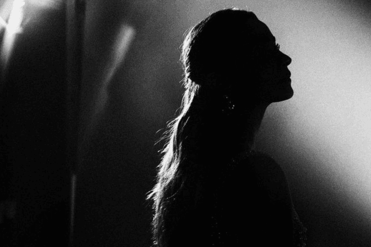 Bollywood Stories: डेब्यू से स्टारडम तक, एक्ट्रेस ने जीता फैंस का दिल, अब शोबिज से हैं दूर