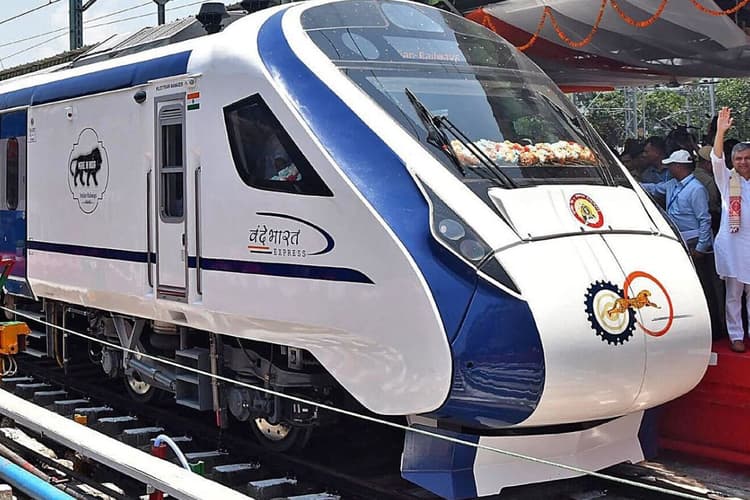 Vande Bharat: जानें क्यों इंडियन रेलवे ने 100 वंदे भारत एक्सप्रेस ट्रेन का टेंडर किया कैंसिल?