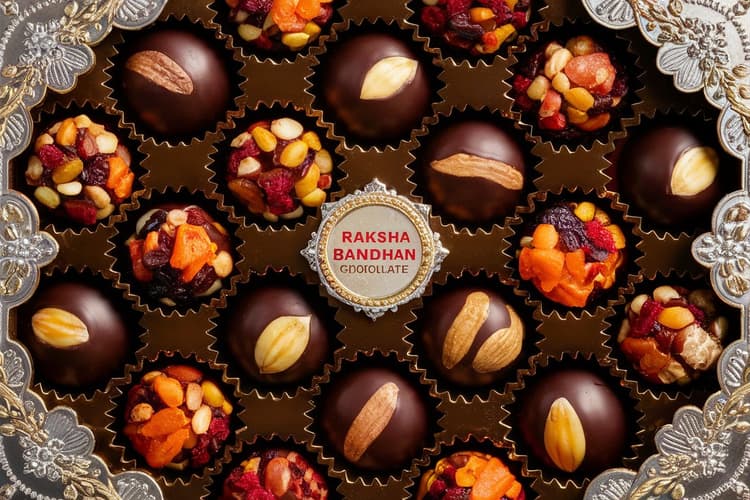 Raksha Bandhan Sweets : त्योहार को बनाएं और भी ज्यादा खास, होममेड ड्राई फ्रूटस चॉकलेट के साथ, यहां है आसान विधि