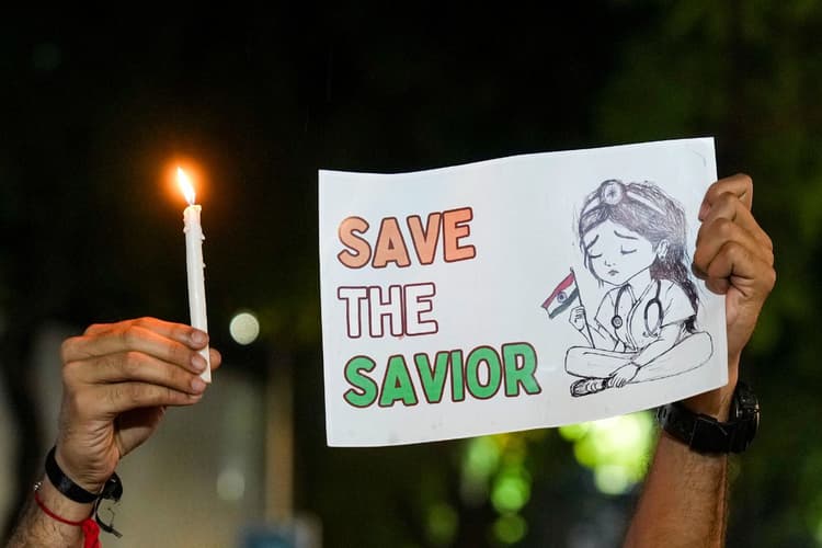 Crime against Women: बलात्कार मामलों से निपटने के लिए पश्चिम बंगाल सरकार जल्द गठित करे फास्ट ट्रैक अदालतें