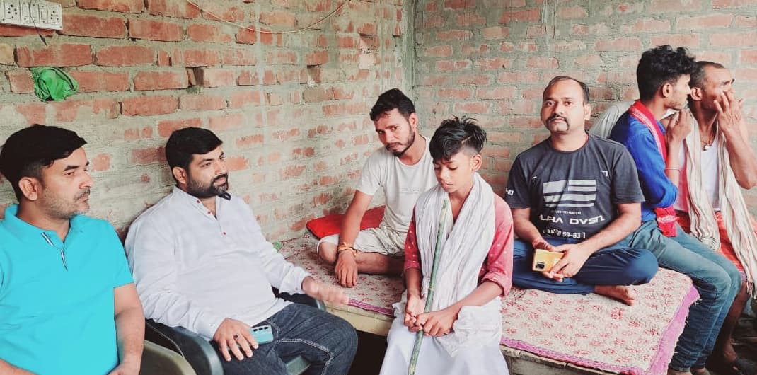 पीड़ित परिवार से मिला लोजपा (रा) का शिष्टमंडल