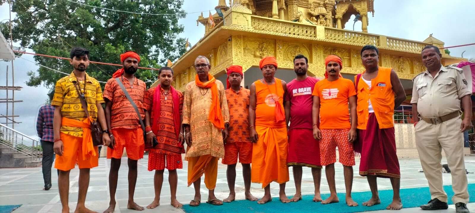 सुंदरनाथ धाम से कांवरियों का जत्था रवाना
