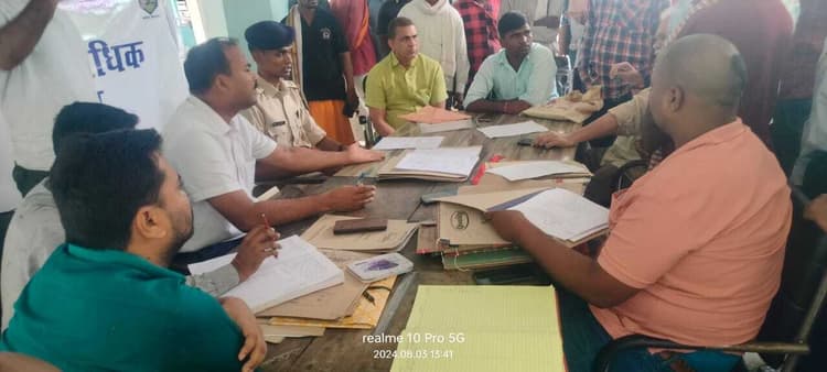 Jamui News : चंद्रमंडीह थाने में तीन व चिहरा थाना में एक मामले का निबटारा