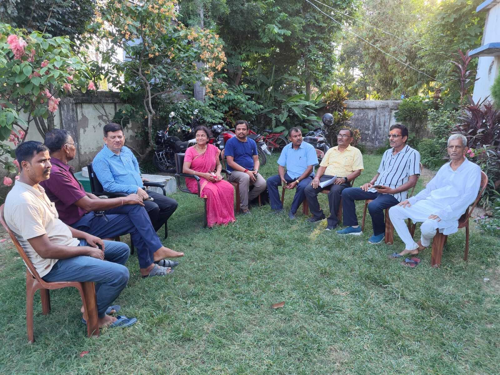 विधान पार्षद ने प्रमंडलीय पुस्तकालय के सदस्यों के साथ की बैठक, जल्द होगा आधुनिकीकरण