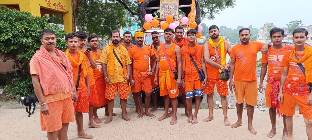 कांवरियों का जत्था सुल्तानगंज के लिए हुए रवाना