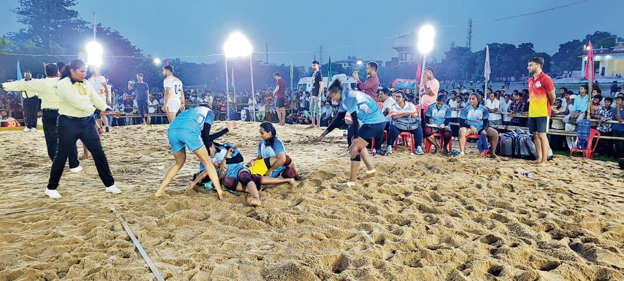 कालचक्र मैदान में 11वीं राष्ट्रीय सीनियर बीच कबड्डी का हुआ उद्घाटन