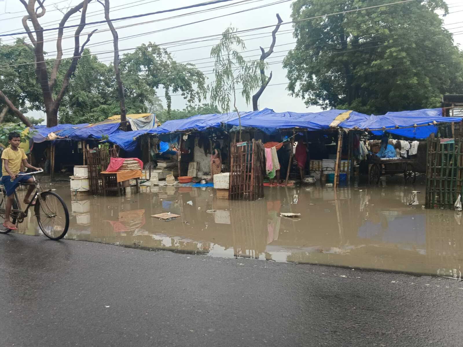 मॉनसून की बारिश नगर निगम क्षेत्र को कर रही पानी-पानी