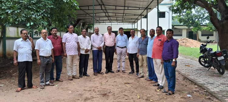 शिक्षक संघ की ओर से शिक्षक सम्मान समारोह मनाने का निर्णय