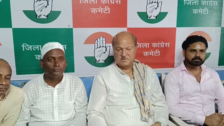 बिहार के विकास के लिए विशेष राज्य का दर्जा दिया जाना आवश्यक:शकील