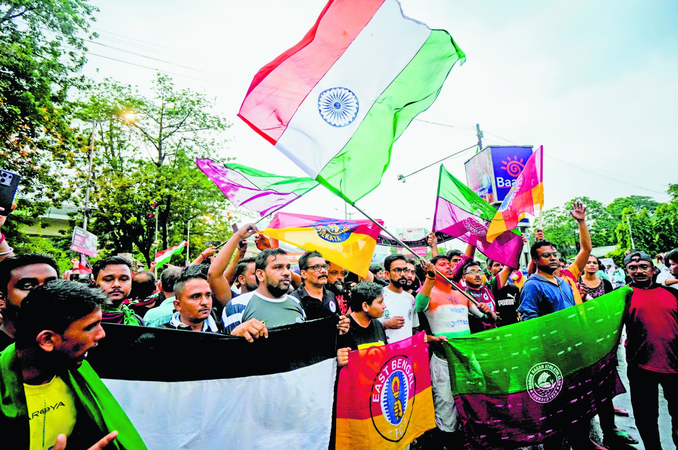 आरजी कर अस्पताल में महिला चिकित्सक से दुष्कर्म और हत्या के मामले पर सुप्रीम कोर्ट ने लिया स्वत: संज्ञान, कल होगी सुनवाई