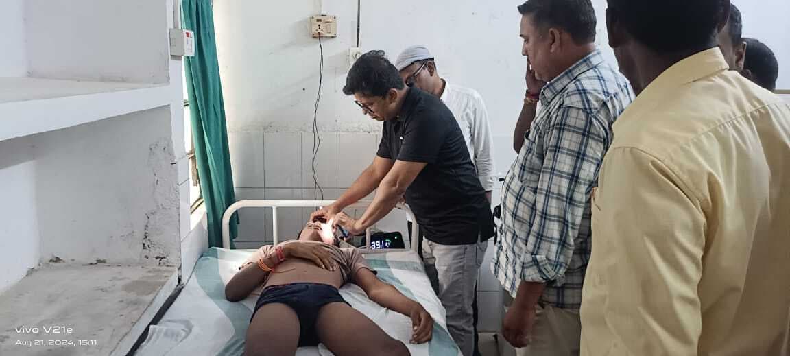 खिड़की में दौड़ रहा था करंट, चपेट में आने से युवक की हुई मौत