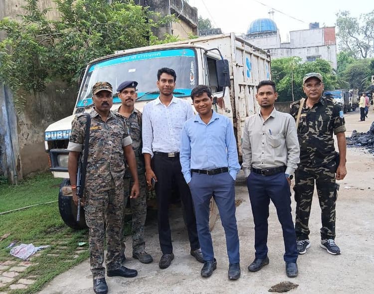 जिले में चल रहा कोयला और नशीले पदार्थों का अवैध कारोबार, रोक लगायें